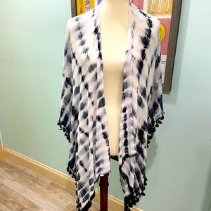 NWT Micheal Stars Audra Tie Dye wrap. One size